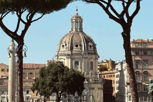 Rooma: Roomassa: Piilotettuja jalokiviä ja keskeisiä monumentteja Pienryhmäkävelykierros