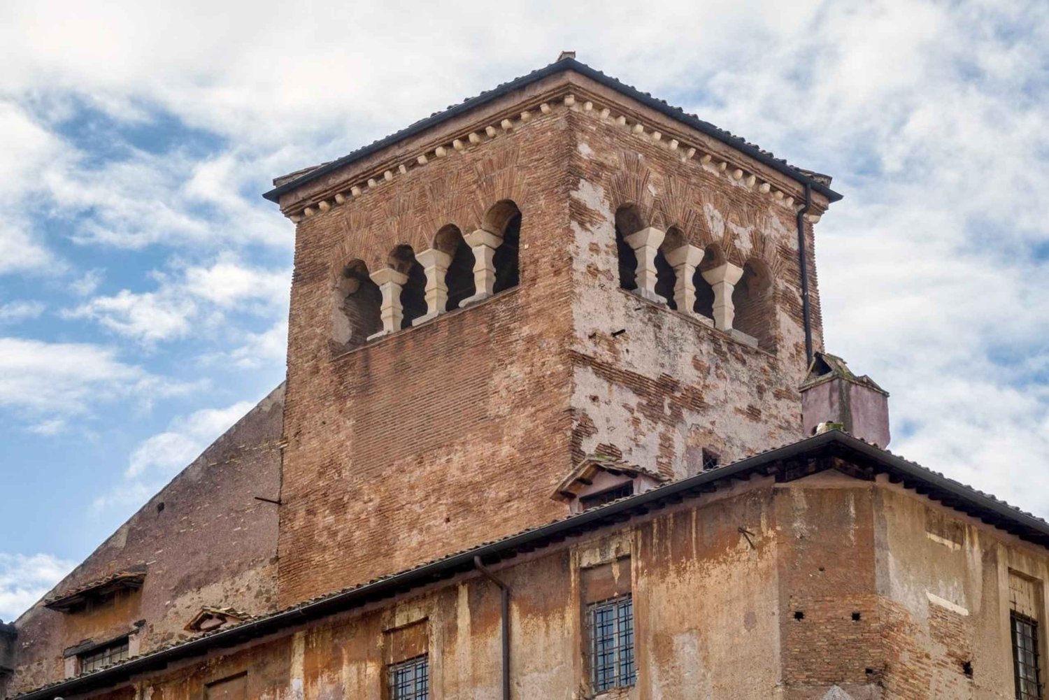 Rome: Hidden Gems Tour with Basilica of San Clemente