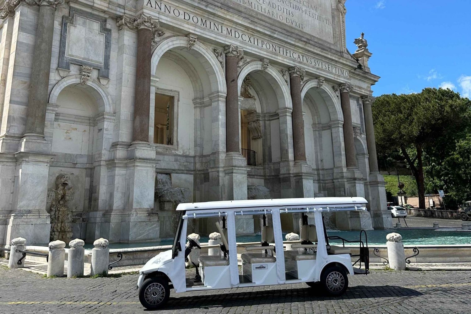 Rome: Highlights Tour in Golf Car