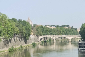 Rome: History, Legends and Food Tour with Tastings