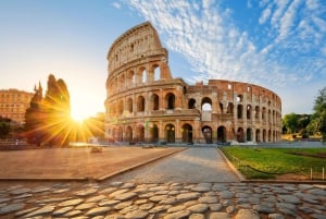 Rome: Hop-On Hop-Off Bus, Roman Forum & Colosseum Tour