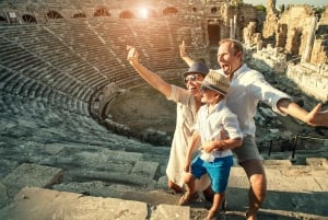Rome: Hop-On Hop-Off Bus, Roman Forum & Colosseum Tour