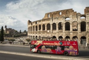 Rome: Hop-On Hop-Off Bus, Roman Forum & Colosseum Tour