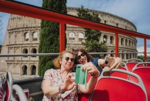 Rome: Hop-On Hop-Off Bus, Roman Forum & Colosseum Tour