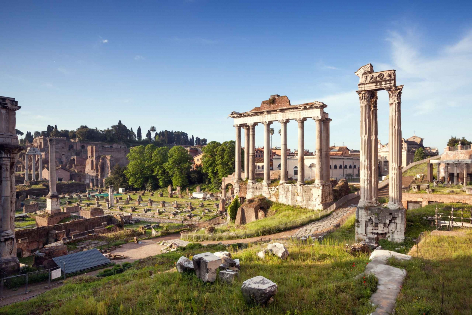 Rome: Hop-on Hop-off Bus Tour and Colosseum Experience