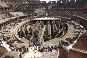 Rome: Hop-on Hop-off Bus Tour and Colosseum Experience