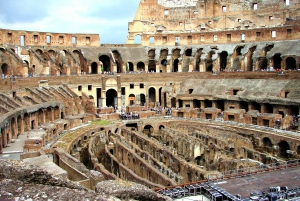 Rome: Hop-on Hop-off Bus Tour and Colosseum Experience
