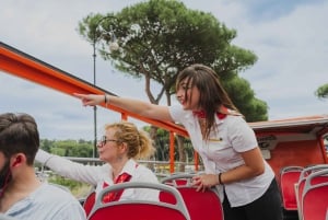 Rome: Hop-on Hop-off Bus & Vatican Museums Ticket
