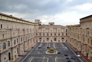 Rome: Hop-on Hop-off Bus & Vatican Museums Ticket