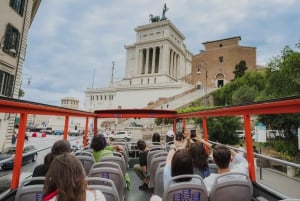 Rome: Hop-on Hop-off Bus & Vatican Museums Ticket