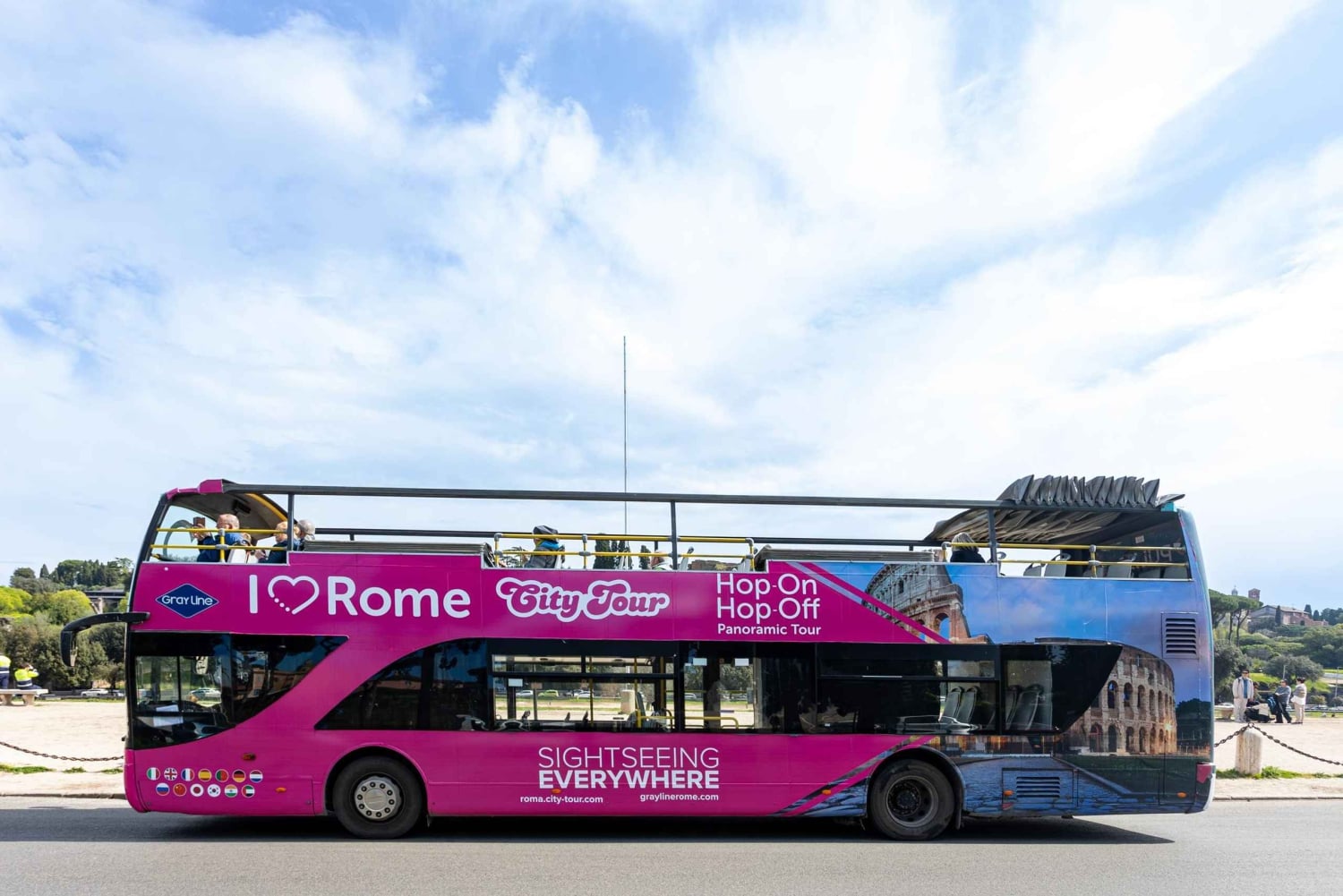 Roma: tour panoramico in autobus Hop-on Hop-off con audioguida