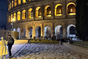 Rome Illuminated. Night Tour in Van