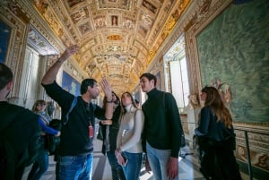 Rooma päivässä: Vatikaani, Sikstuksen kappeli ja Colosseum.