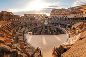 Rooma: Roomassa: Johdatus Colosseumiin ja antiikin kaupunkikierros.