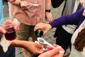 ローマユダヤ人街とカンポ・デ・フィオーリ・ストリート・フード・ツアー