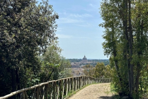 Rome: Monte Mario Guided Hiking Tour