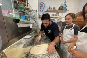 Roma: lezione di pizza napoletana davanti al Vaticano