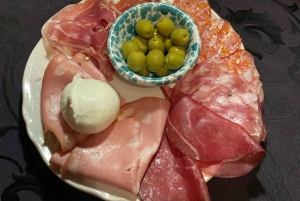 Roma: Tour serale in golf cart con cena italiana e gelato