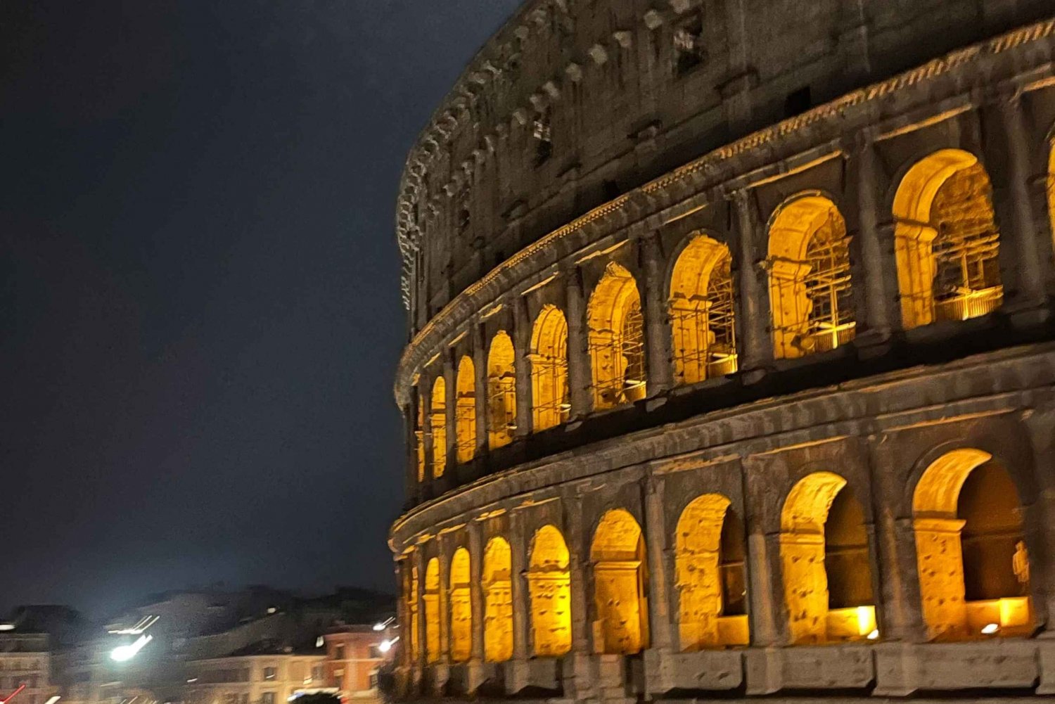 Rome: Nighttime Colosseum Tour with Local Guide