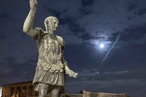 ローマ地元ガイドとコロッセオ外ナイトツアー