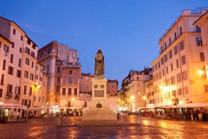 Rome : Visite privée nocturne à pied avec guide local