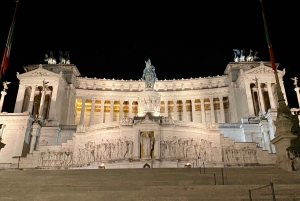 Rome : Visite privée nocturne à pied avec guide local