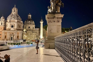 Rome : Visite privée nocturne à pied avec guide local