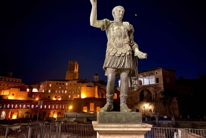 Rome : Visite privée nocturne à pied avec guide local