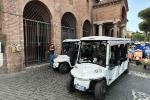 Rome: Fun Golf Cart Tour with Music and Gelato