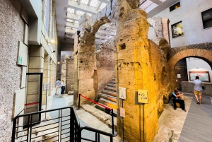 Rome Walking Tour: Pantheon, Piazzas & Navona Underground