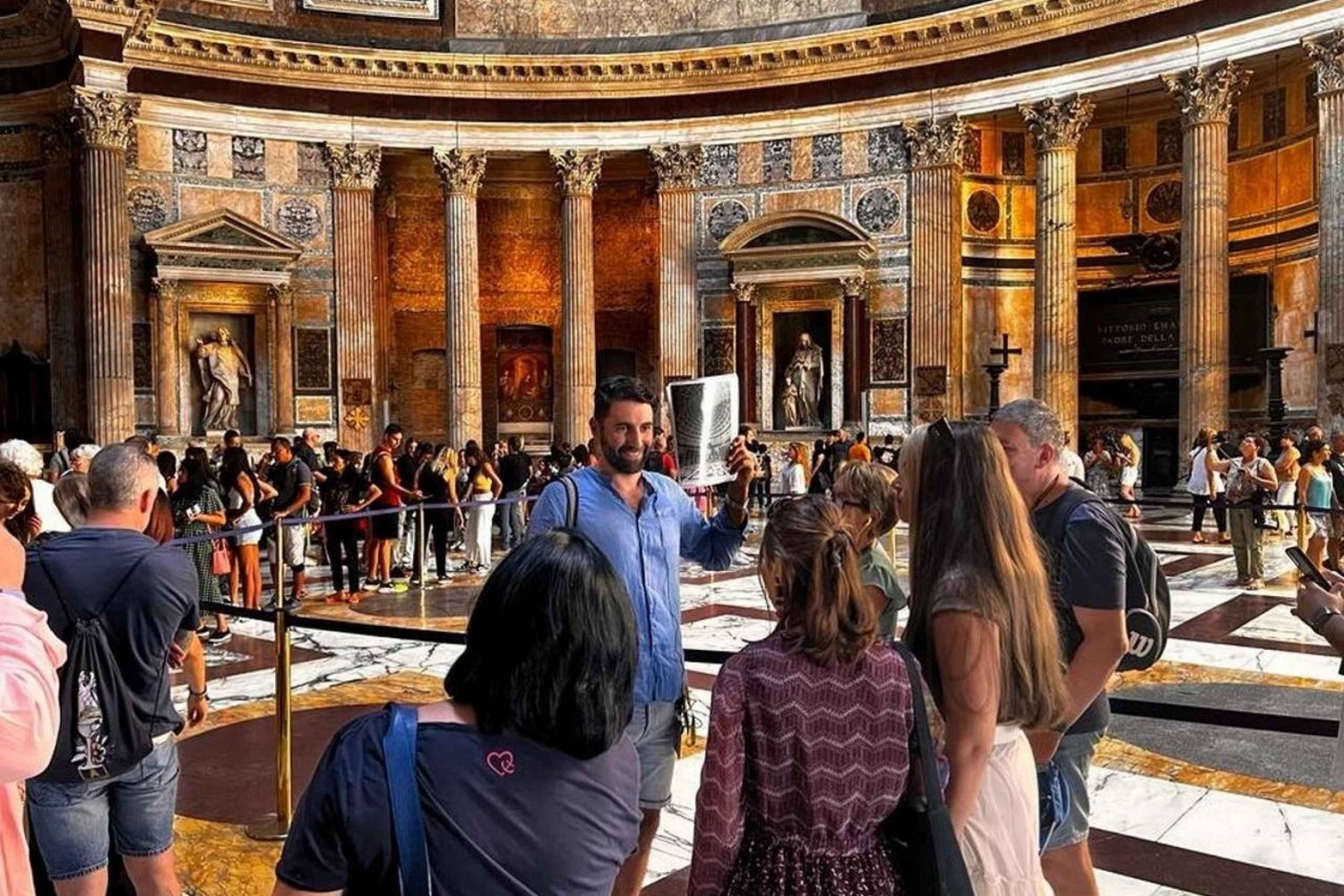 Rome: Pantheon Small-Group Guided Tour with Entry Ticket