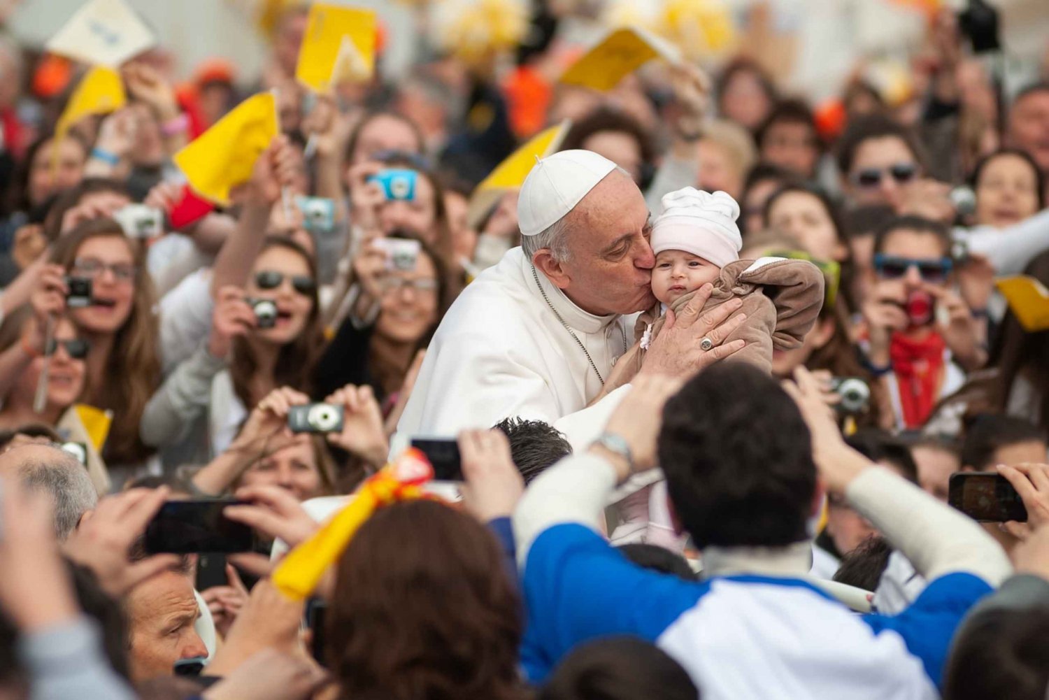 Rome: Escorted Papal Audience Experience with Entry Ticket