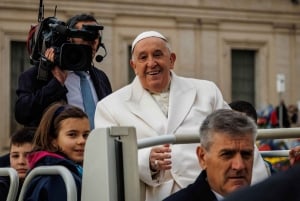 Rome: Papal Audience Tour With Reserved Access