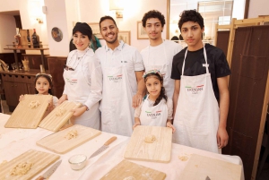 Roma: Corso di cucina di pasta e tiramisù a Piazza Navona