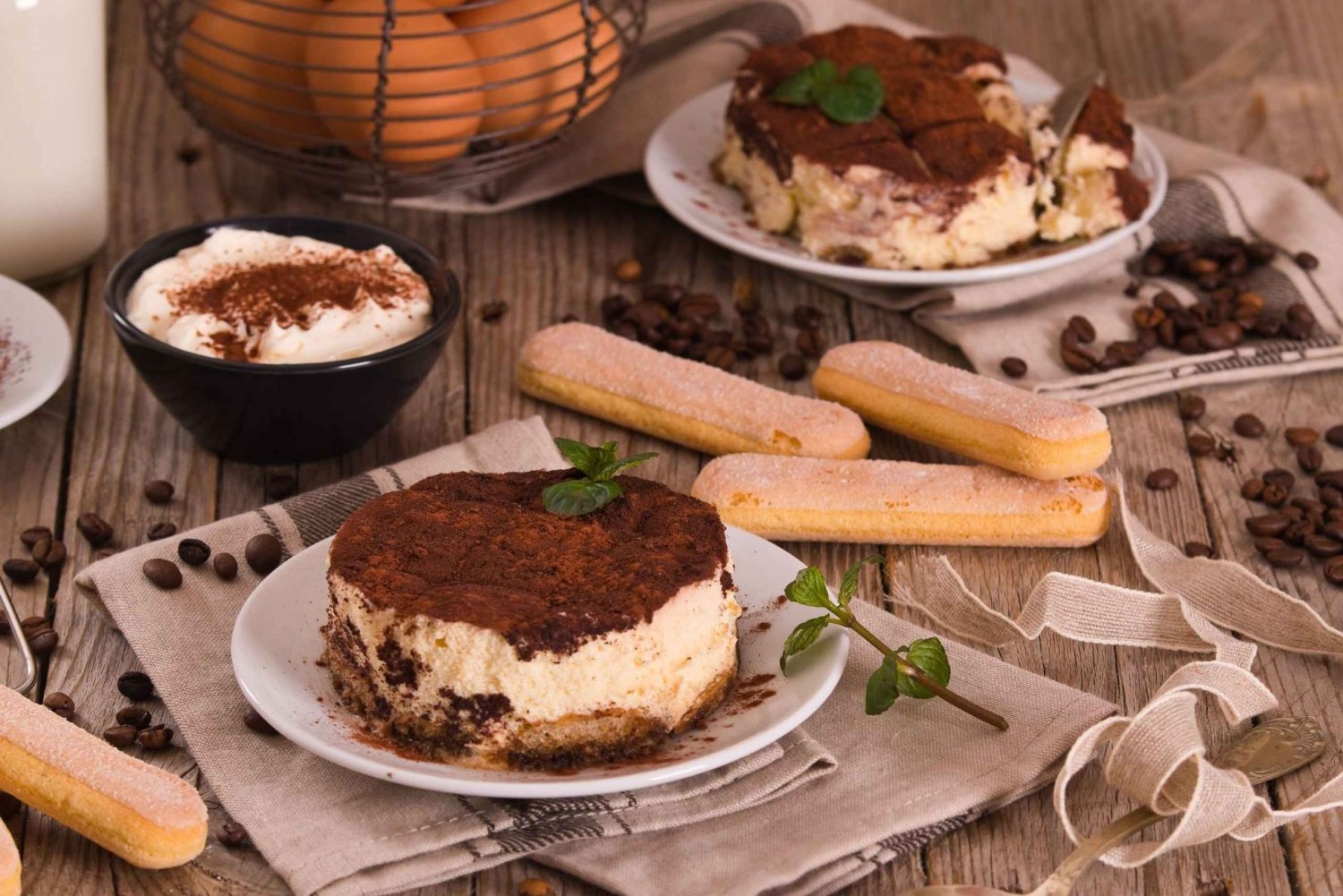 Rome: Pasta and Tiramisu Cooking Class in Piazza Navona