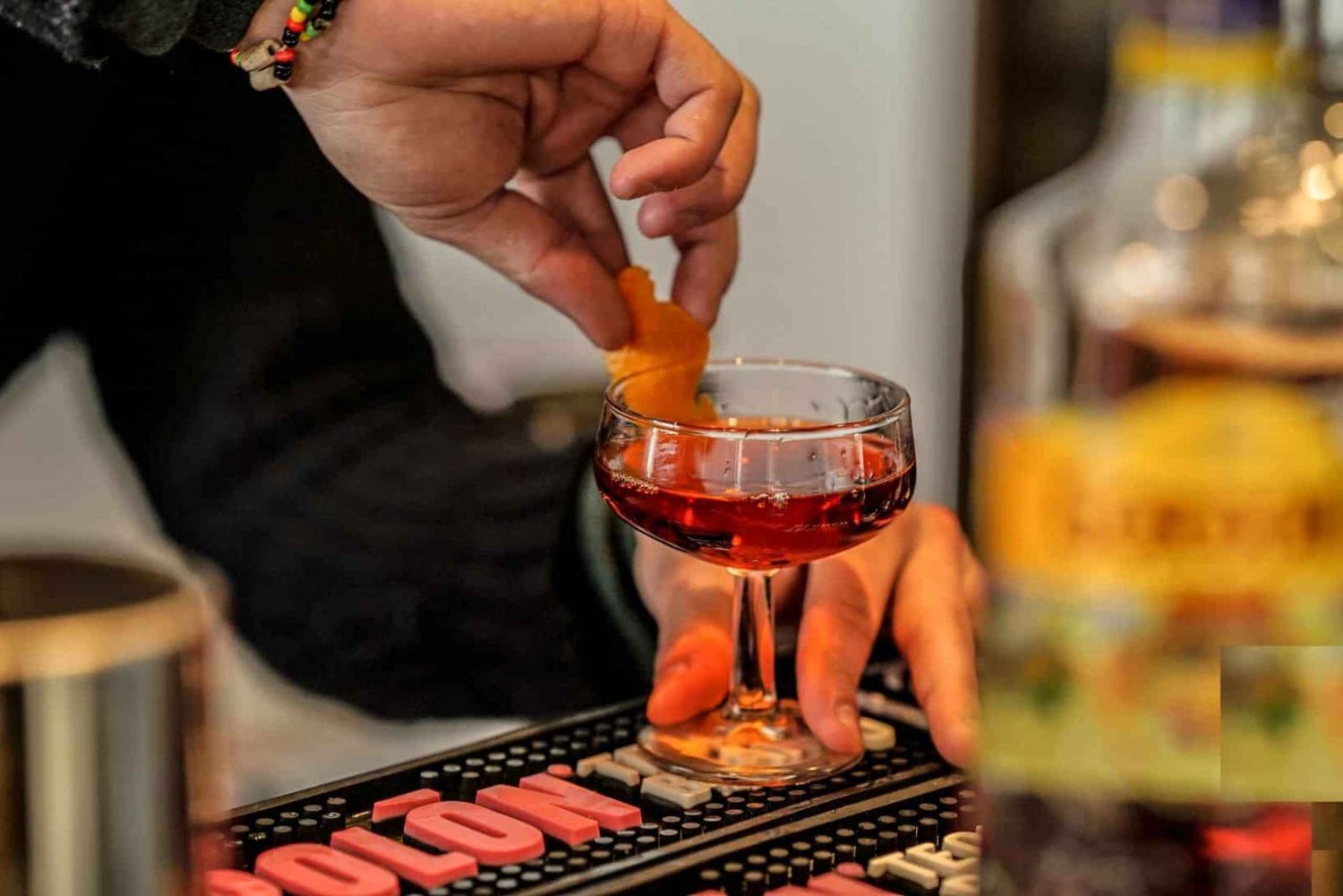 Rome: Piazzas and Fountains Sunset Tour with Aperitivo