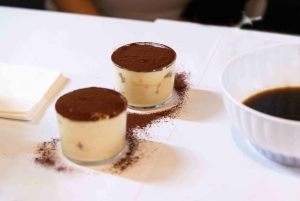 Roma: Clase de Cocina de Pizza y Tiramisù con Copa de Vino