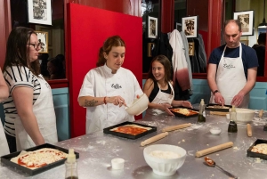 Roma: Clase de Cocina de Pizza y Tiramisù con Copa de Vino