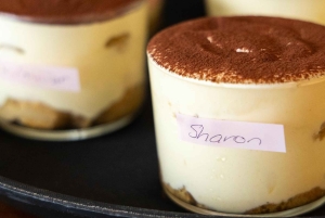 Roma: Clase de Cocina de Pizza y Tiramisù con Copa de Vino