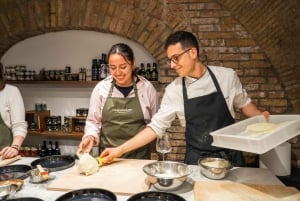 Rome: Pizza, Gelato, and Supplì Cooking Class with Wine