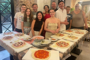 Roma: corso di pizza e tiramisù con vino d'autore a volontà
