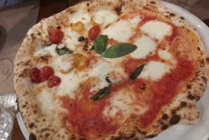 Roma: corso di pizza e tiramisù con vino d'autore a volontà