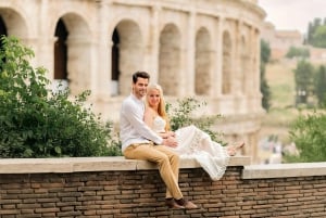 Rome: Private photoshoot experience at the Colosseum