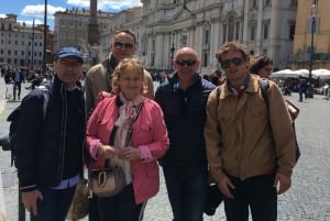 Rome : Private custom walking tour with a local guide