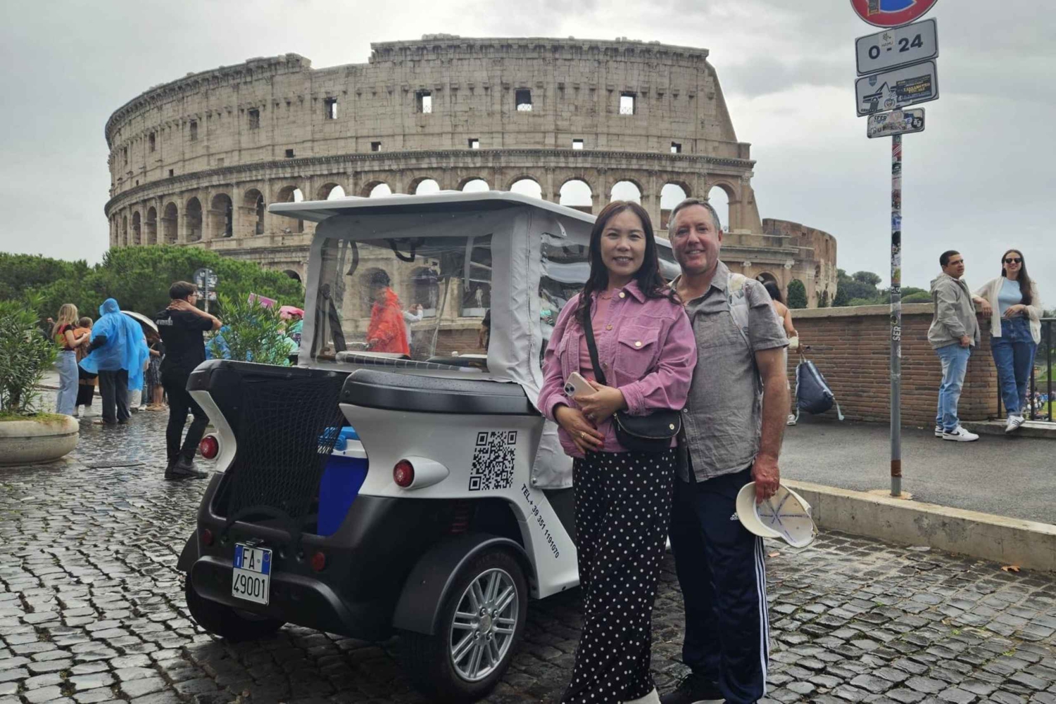 ローマ：ゴルフカートで行くプライベート観光ツアー