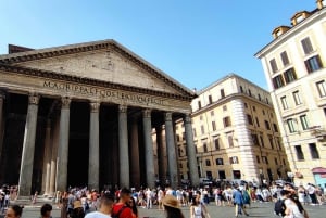 Rooma: Yksityinen golfkärrykierros kuljettajan kanssa: Yksityinen golfkärrykierros kuljettajan kanssa