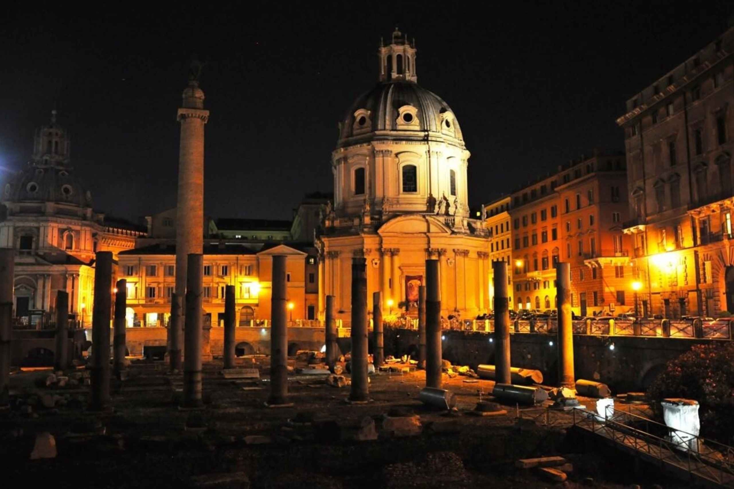 Rome: Private Night Tour by Chauffeur-Driven Vehicle