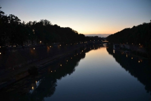 Rome: Private Night Tour with Driving, Walking, and Flavors