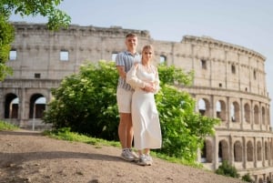 Rome: Private photoshoot at the Trevi Fountain Golden Hour