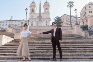 Rome: Private photoshoot at the Trevi Fountain Golden Hour